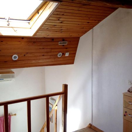 Studio Avec Piscine Privee Jardin Clos Et Wifi A Saint Jean D'Angely Exterior foto
